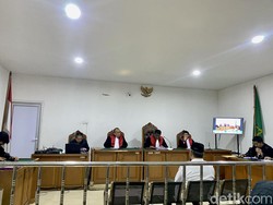Kuasa Hukum Amin Mansyur Minta Pidana Kasus Tol Betung-Tempino Digugurkan