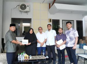 Gubernur Sulsel Beri Santunan ke Keluarga Kopilot ATR 42-500 Asal Luwu Timur