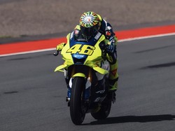 Perdana! Rossi Geber Motor di Sirkuit Mandalika