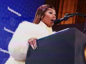 Nicki Minaj Deklarasi Sebagai Fans Berat Trump, Kukunya Dapat Pujian