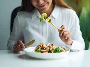 Ingin Panjang Umur? 5 Pola Makan Ini Terbukti Tambah Usia hingga 4 Tahun