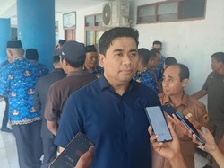 Mokris Lay Masih Anggota DPRD Kota Kupang-Dapat Gaji meski Jadi Tersangka