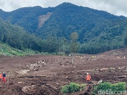 Lokasi Longsor Cisarua Ternyata Bekas Aliran Sungai