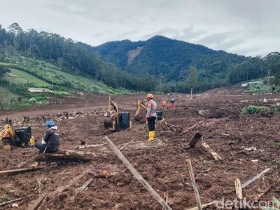 Menengok Luka di Kaki Gunung Burangrang