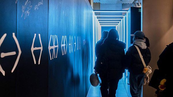 Intip Isi Pop Up Store EXO REVERXE THE WORLD di Seoul