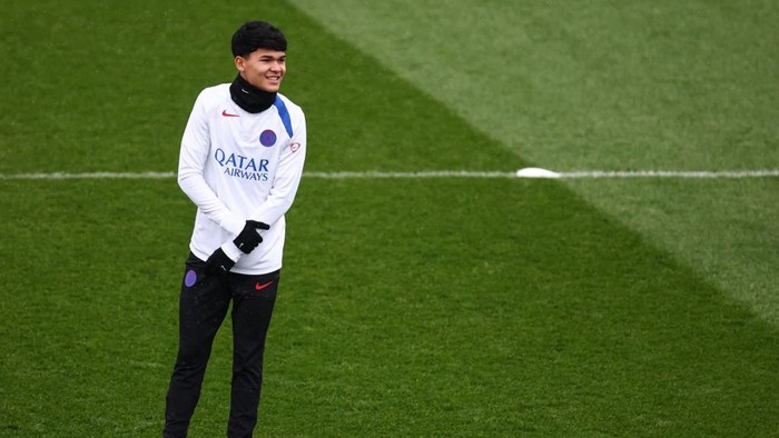 **Hansi Flick Kecewa Dro Fernandez Pindah ke PSG, Barcelona Kehilangan Pemain Berjasa**