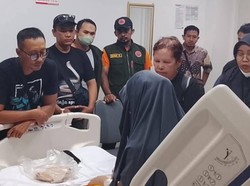 Remaja Sukoharjo Digigit Kobra Saat Buka Paket Dioperasi, Habiskan 12 Antibisa