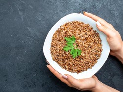 Cara Memasak Quinoa yang Benar, Mudah dan Enak untuk Diet Pengganti Nasi