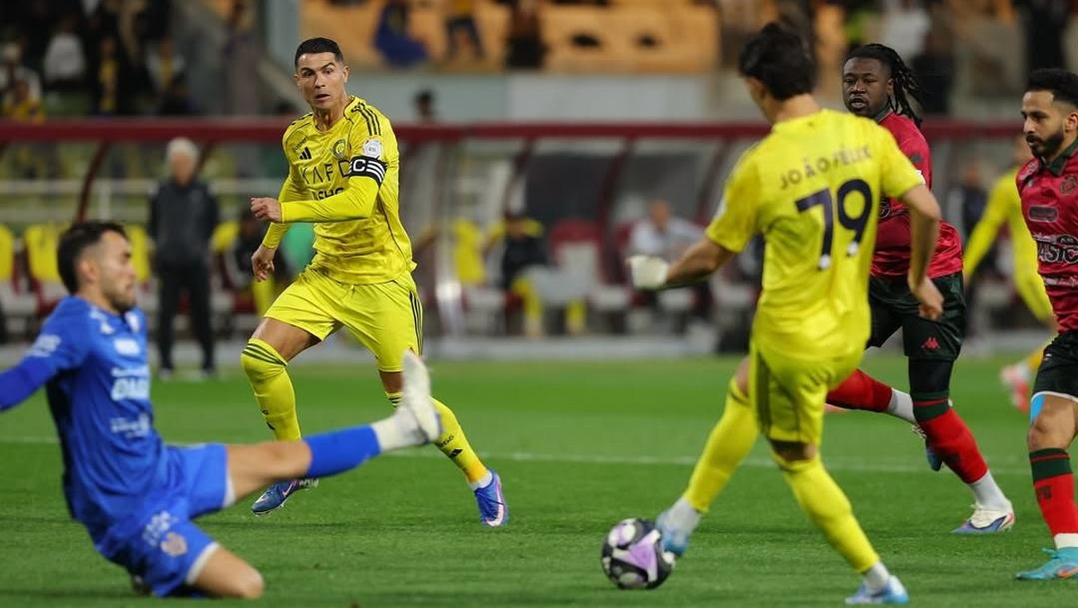 Joao Felix menyuplai assist untuk Cristiano Ronaldo di laga Al Kholood vs Al Nassr. (Foto: dok. Instagram/@alnassr)