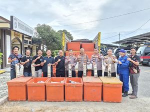 Video: Polisi Gagalkan Penyelundupan Timah Balok 10 Ton di Bangka Barat