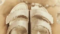 Birkenstock Rilis Koleksi Bridal, Normalisasi Pakai Sandal di Hari Pernikahan