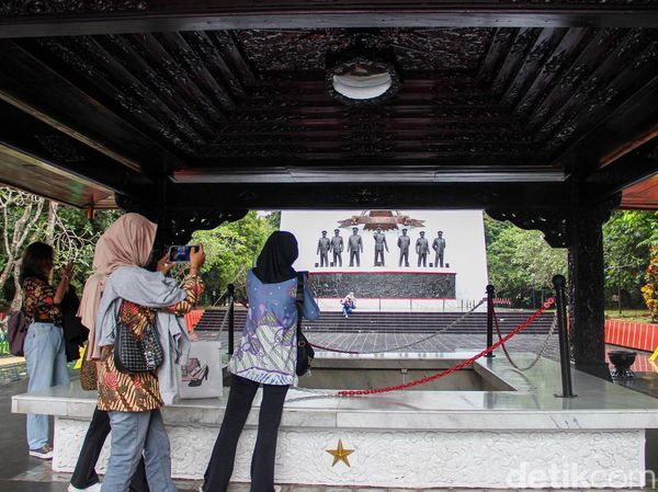 Menelusuri Jejak Sejarah di Monumen Pancasila Sakti