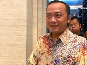 Istana Buka Suara soal Pengganti Mahendra Siregar & Mirza Adityaswara