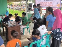 Ribuan Pengungsi Banjir Subang Mulai Diserang Penyakit