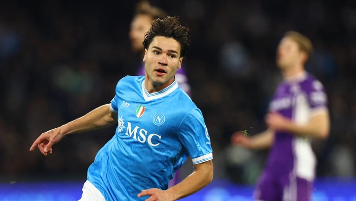 Napoli Vs Fiorentina: Partenopei Sikat La Viola 2-1