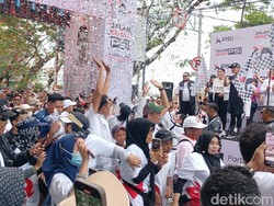 Kaesang Hadiri Jalan Sehat di Makassar, Kenalkan PSI Partai Super Terbuka