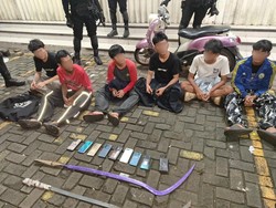 Brimob Polda Metro Gagalkan Aksi Tawuran di Jaktim, 6 Remaja Diamankan