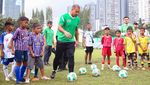 Semangat Jiwa Muda Latihan Bareng Kiper Persija Andritany