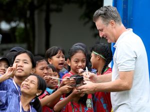 Coach Timo Singgung Pentingnya Latihan Rutin untuk Pesepakbola Muda