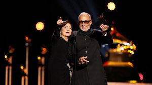 Deretan Album Terbaik Lintas Genre di Grammy Awards ke-68