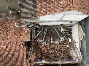 Bangunan Lapuk Tak Terawat, Madrasah di Bogor Ambruk