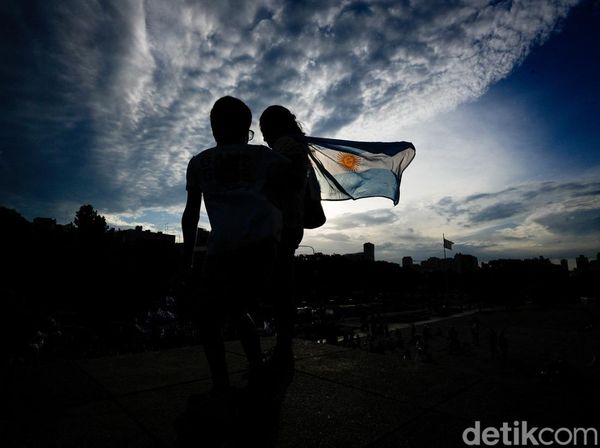 Buenos Aires Bergejolak, Warga Tuntut Tambahan Bantuan di Tengah Kebakaran Patagonia