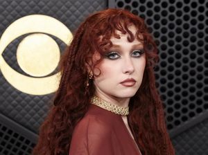 Chappell Roan Tanggapi Kritik soal Gaya Liarnya di Grammy Awards 2026