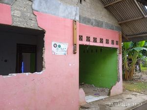 2 Rumah di Bogor Rusak Usai Diguyur Hujan, Atap dan Dinding Jebol
