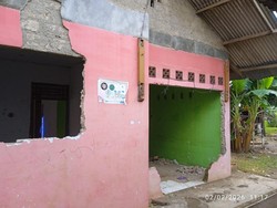 2 Rumah di Bogor Rusak Usai Diguyur Hujan, Atap dan Dinding Jebol