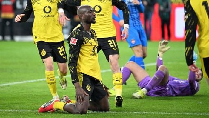 Dortmund Vs Heidenheim: Guirassy Brace, Die Borussen Menang 3-2
