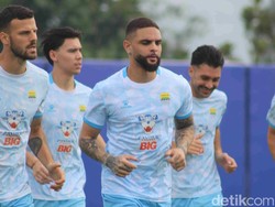 Peluang Debut Kurzawa dan Dion Markx di Laga Persib Vs Malut United