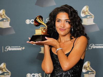 Olivia Dean Raih Best New Artist di Grammy ke-68