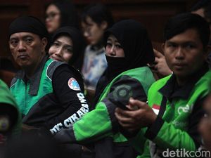 Pengunjung Berjaket Ojol Warnai Sidang Dugaan Korupsi Chromebook di Tipikor