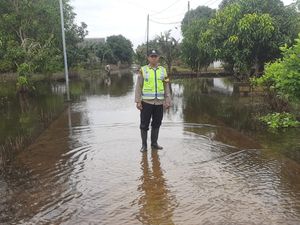 Banjir di Gabus Pati, Polisi Lakukan Pemantauan dan Bersiaga