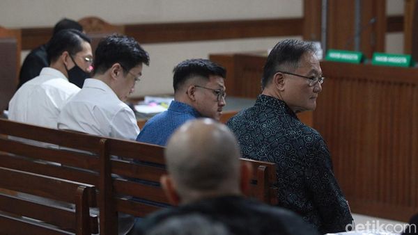 Sidang Dakwaan Kasus Korupsi Investasi Tanihub