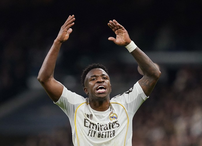 Soccer Football - LaLiga - Real Madrid v Rayo Vallecano - Santiago Bernabeu, Madrid, Spain - February 1, 2026 Real Madrids Vinicius Junior reacts REUTERS/Ana Beltran