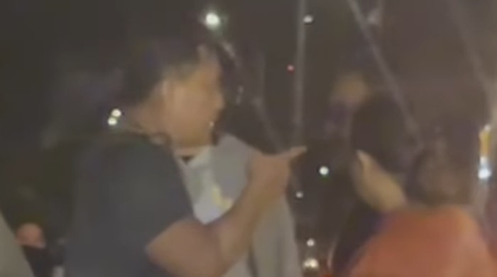 Viral Pria di Makassar Pukul Pemobil dan Istri di Jalanan, Pelaku Ditangkap