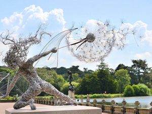 8 Seni Patung Luar Biasa yang Bikin Takjub