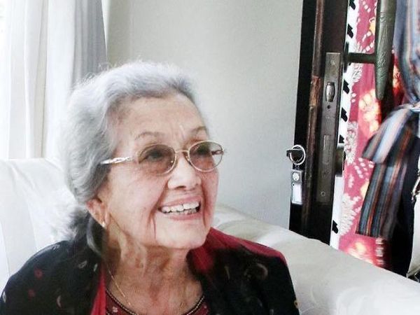 Potret Eyang Meri Hoegeng dalam Kenangan