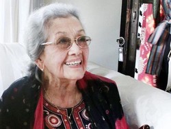 Eyang Meri Akan Dimakamkan di Sebelah Jenderal Hoegeng Besok