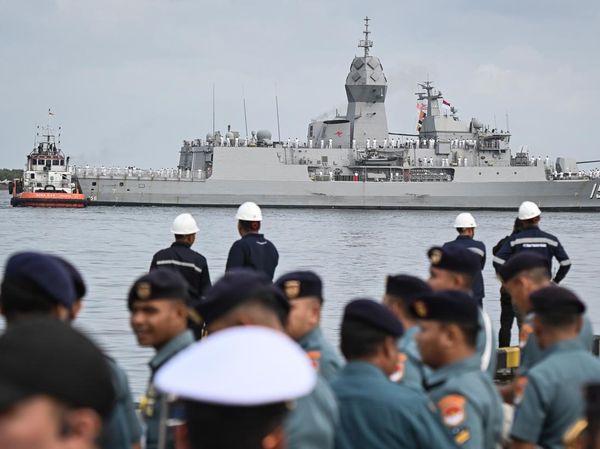 Kapal Tempur Australia HMAS Toowoomba Sandar di Jakarta