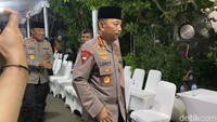 Kapolri dan Wakapolri Melayat ke Rumah Duka Eyang Meriyati Hoegeng