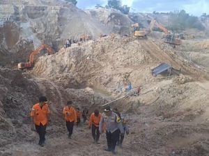 Tim SAR Cari Satu Korban Tambang Timah di Bangka yang Tertimbun Longsor