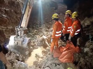 Video: Tambang Timah di Babel Longsor, 5 Pekerja Tewas-2 Hilang