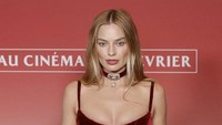 Margot Robbie Ganti Nama, Pakai Nama Belakang Suami Tuai Perdebatan