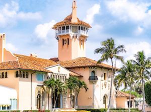 Resor Mewah Punya Trump Pernah Jadi Lokasi Epstein Lakukan Skandal Seks!