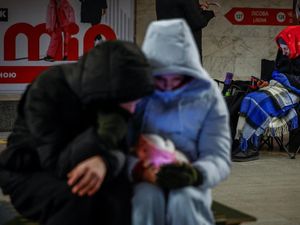 Listrik di Ukraina Padam Usai Serangan Rusia, Ribuan Orang Kedinginan