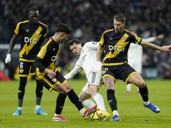 Presiden Barca Ejek Penalti Real Madrid