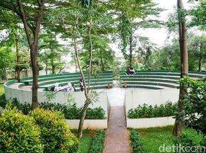 Taman Kopi Jadi Ruang Santai Warga Pasar Rebo