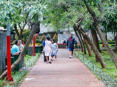 Taman Kopi Pasar Rebo Jadi Tempat Favorit Warga Menikmati Sore